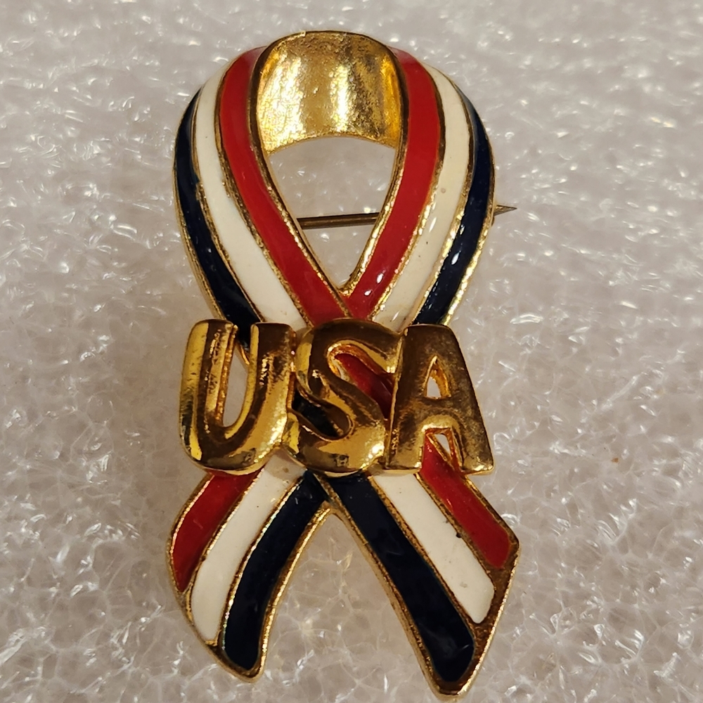 Vintage Signed Red White And Blue Ribbon USA Patriotic Brooch Pin Designer KC
